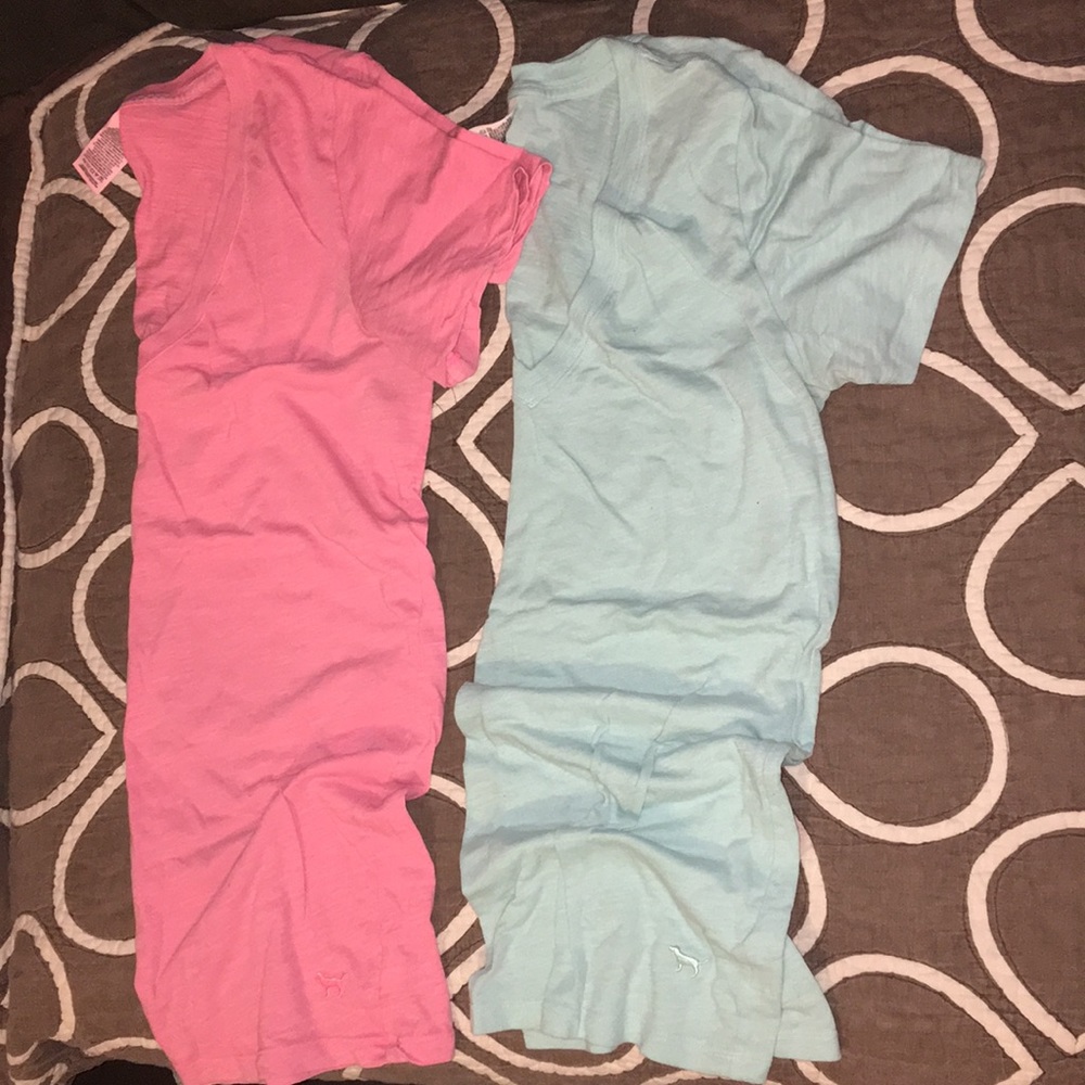 VS Pink VNeck Tee Bundle